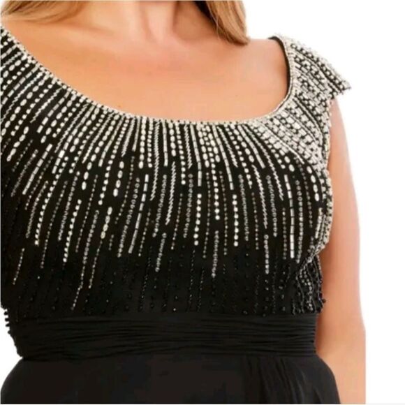 Mac Duggal 67735 Beaded Square Neck Cap Sleeve A-Line Gown Black SZ 22W - Picture 4 of 8